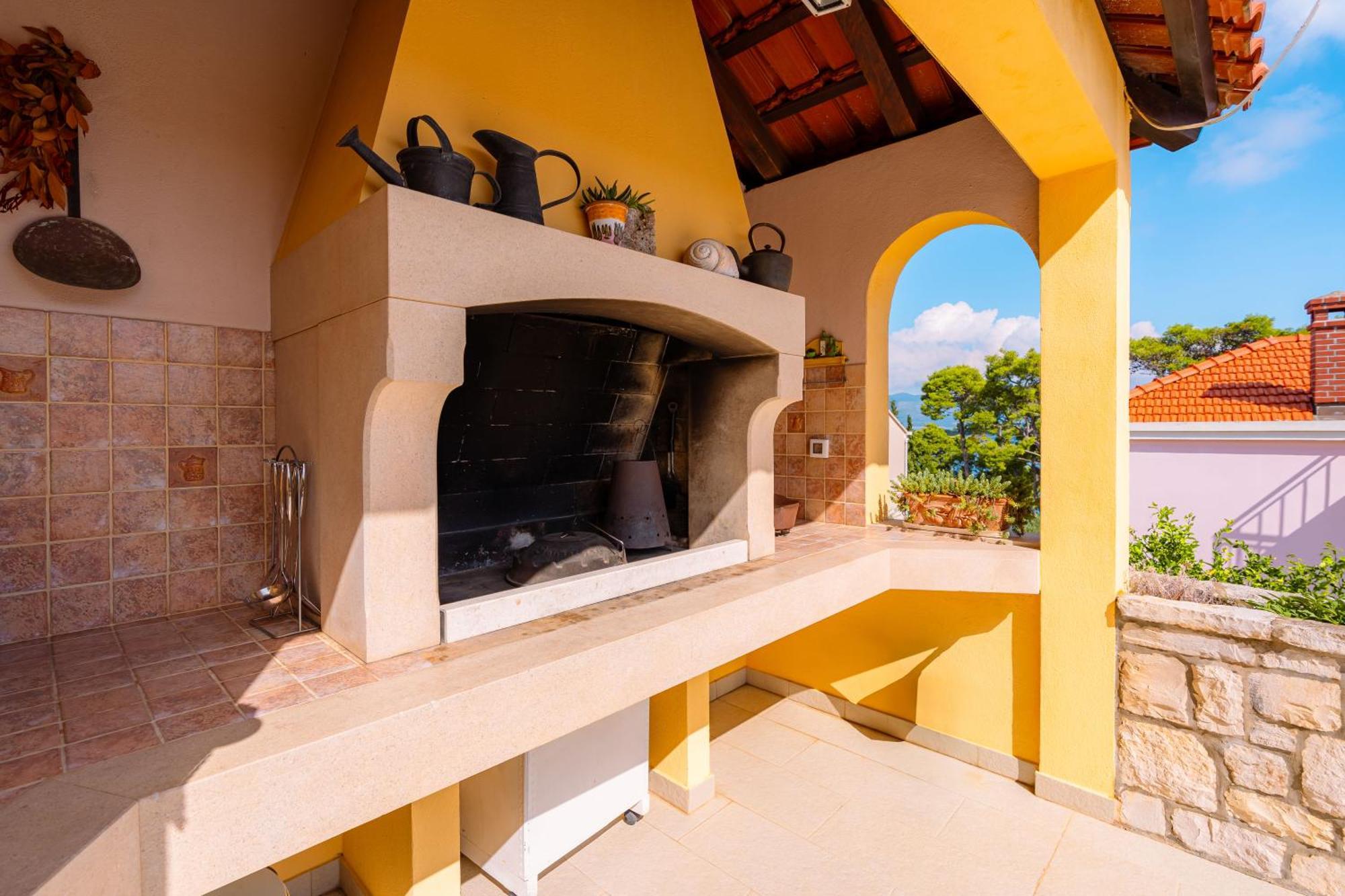 House 4 You Lumbarda Luaran gambar