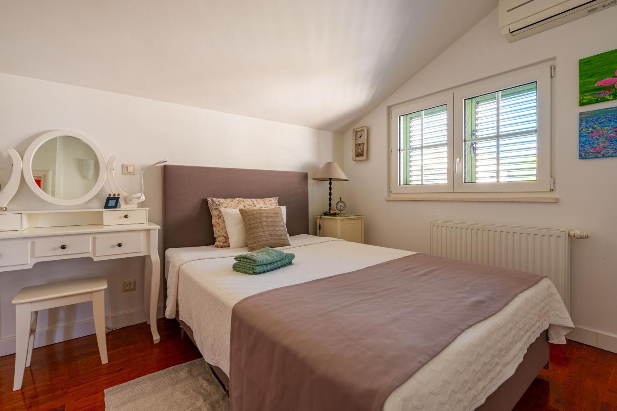 House 4 You Lumbarda Luaran gambar